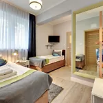 Lejlighedshotel 730 Art House